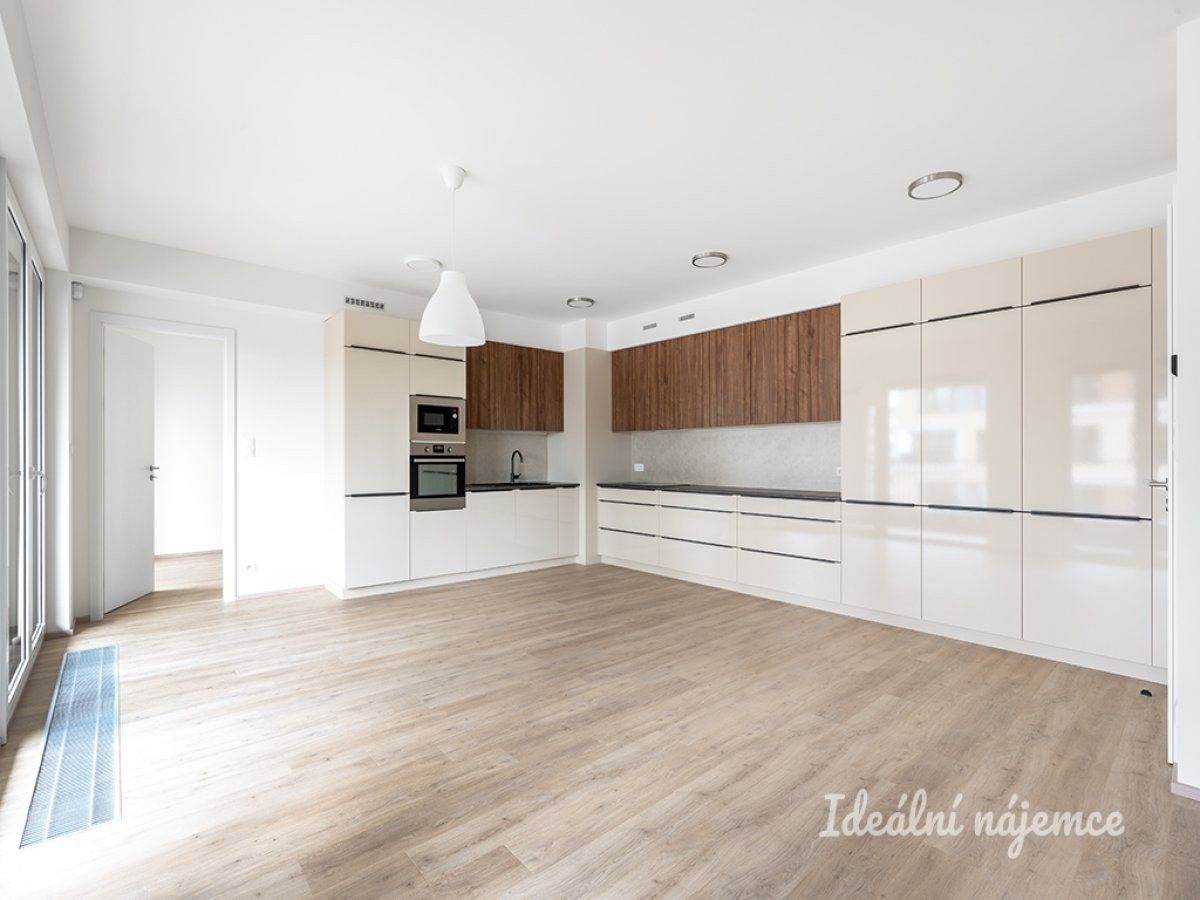 Pronájem byt 3+kk - Praha 9, Praha, 89 m²