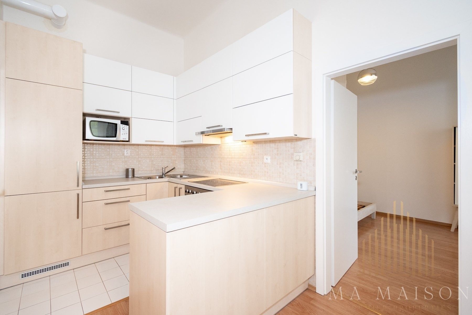 2+kk, U kněžské louky, Praha, 41 m²