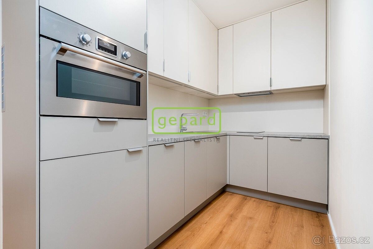 Prodej byt 1+kk - Praha, 182 00, 30 m²