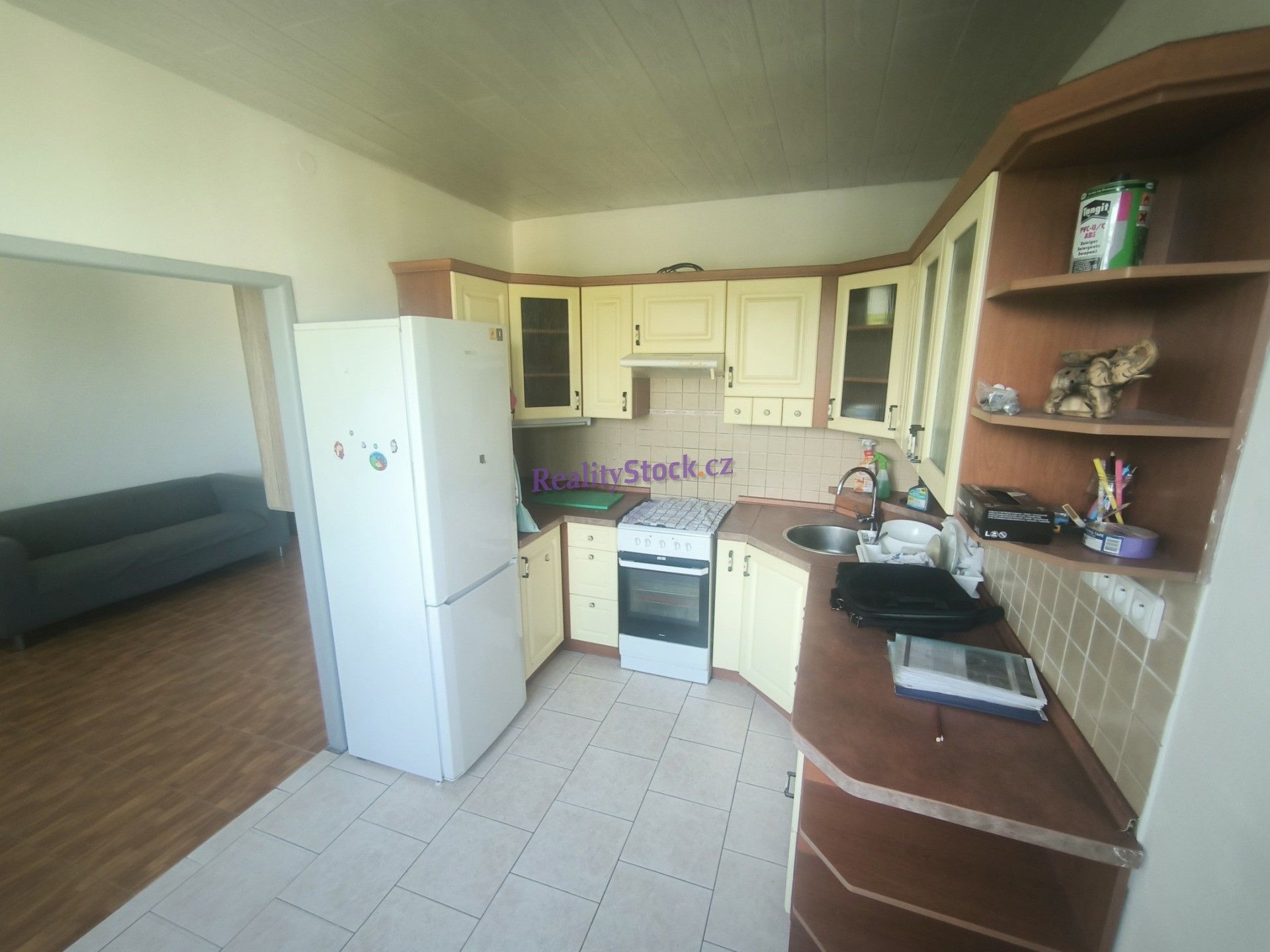 Prodej byt 3+1 - Varnsdorfská, Praha, 53 m²