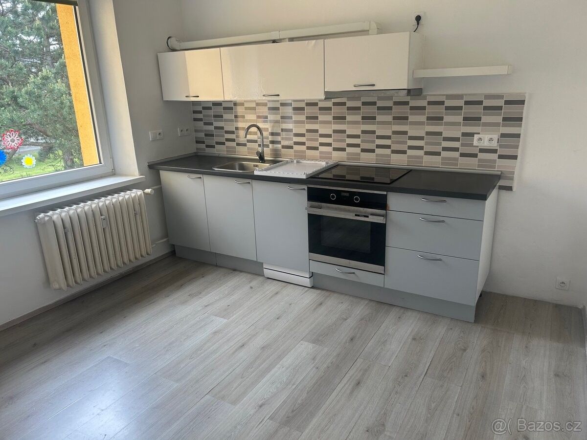 Pronájem byt 2+1 - Přerov, 750 02, 70 m²