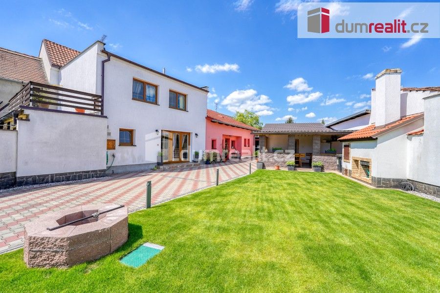 Prodej rodinný dům - Komenského, Lenešice, 287 m²