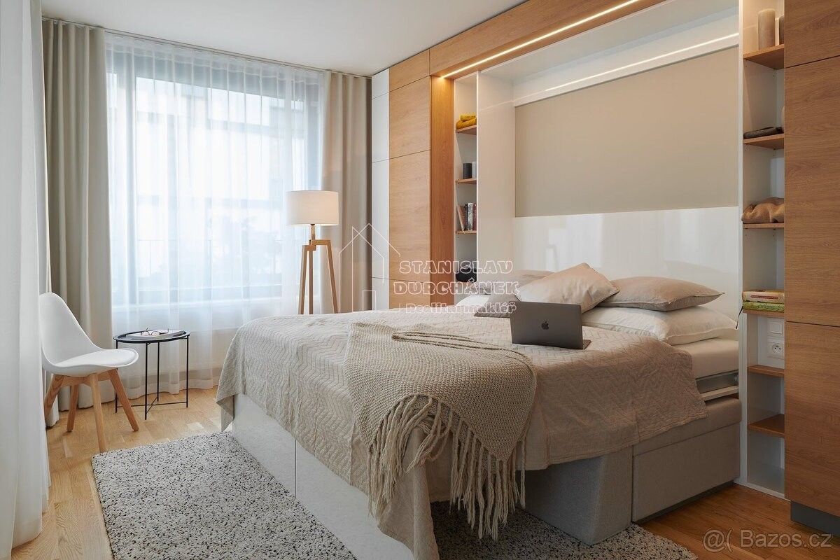 1+kk, Praha, 180 00