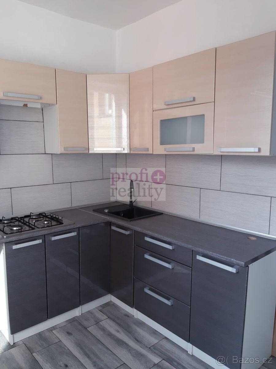 Pronájem byt 2+1 - Český Těšín, 737 01, 61 m²