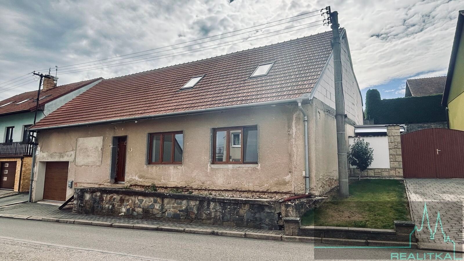 Prodej rodinný dům - Lovčičky, 290 m²