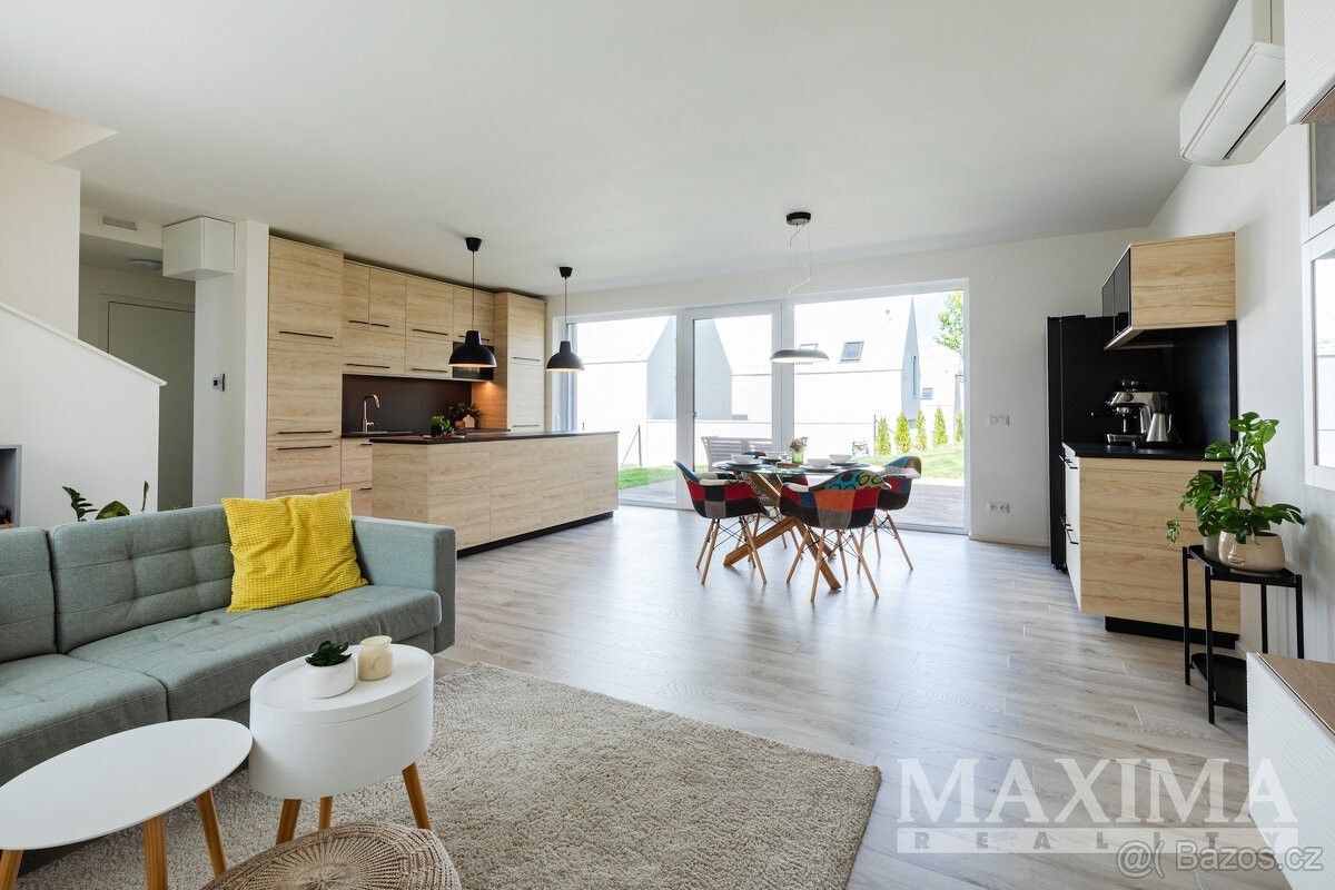 Prodej dům - Benešov u Prahy, 256 01, 332 m²