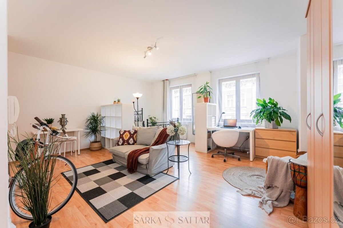 1+kk, Praha, 130 00, 41 m²