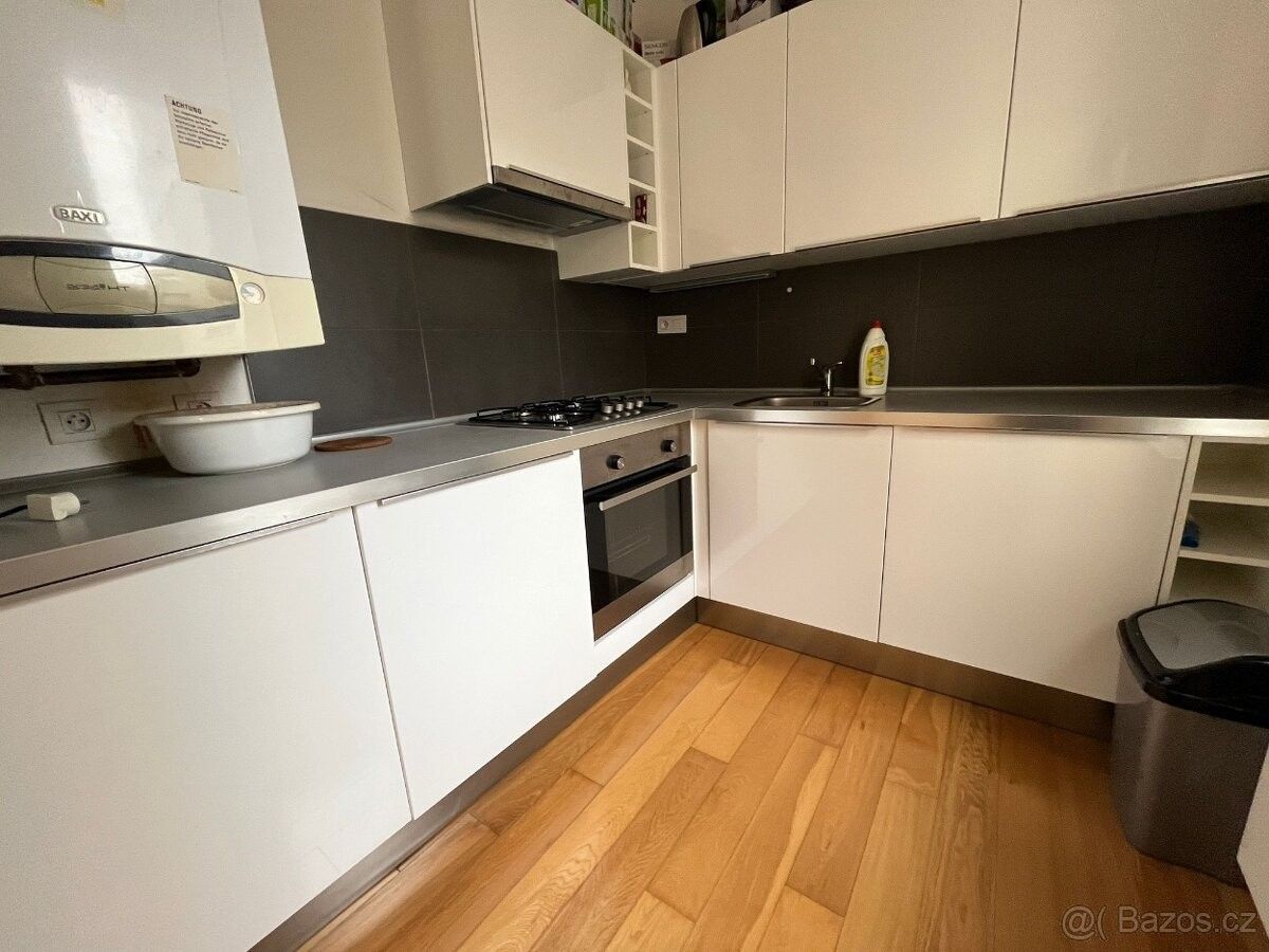 1+kk, Praha, 170 00, 44 m²