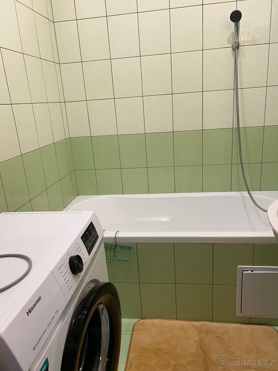 Pronájem byt 1+1 - Zlín, 760 01, 38 m²