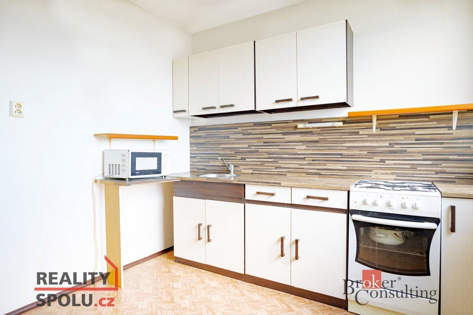 Prodej byt 1+1 - Jabloňová, Praha, 29 m²