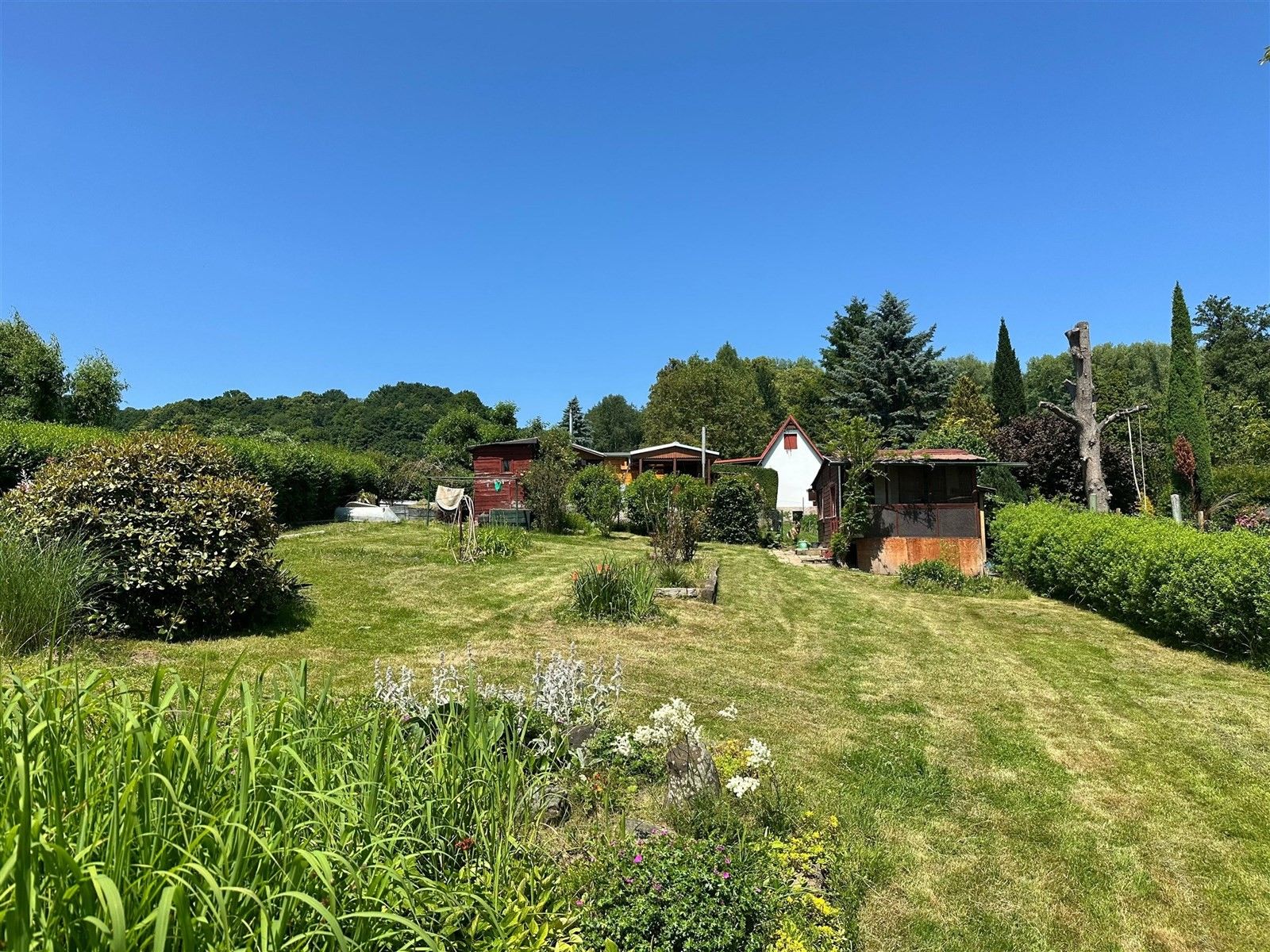 Zahrady, Benešov nad Ploučnicí, 452 m²