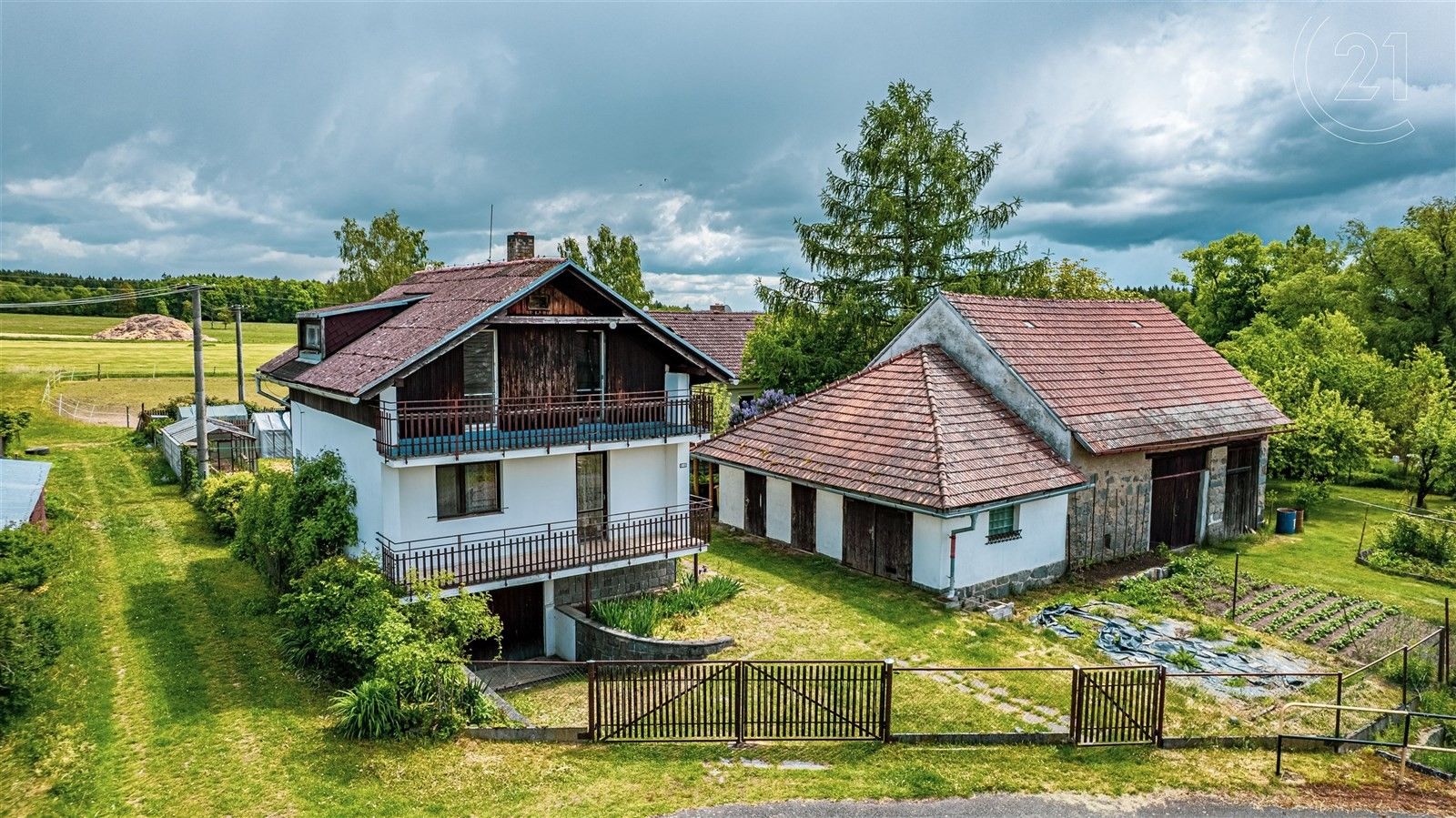 Ostatní, Starý Smolivec, Mladý Smolivec, 83 m²