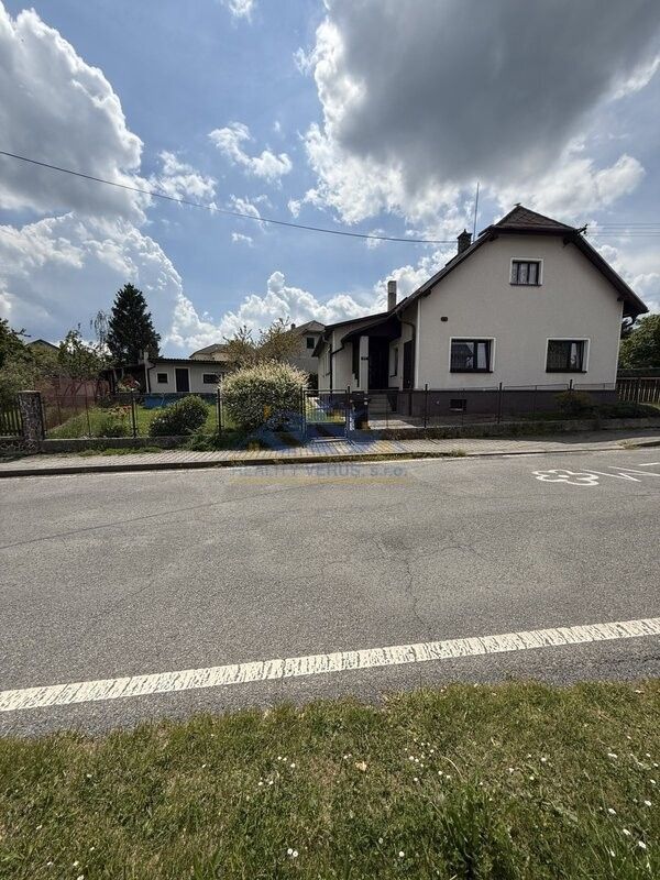 Prodej byt 4+1 - Komárov u Hořovic, 267 62, 140 m²