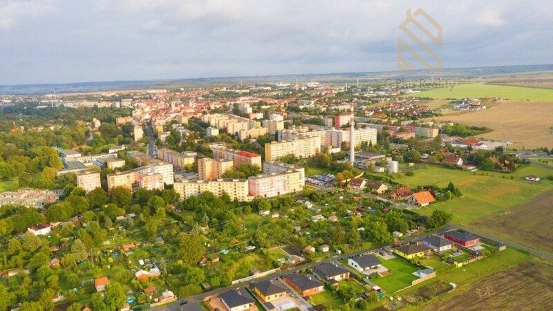 Zahrady, Louny, 440 01, 684 m²