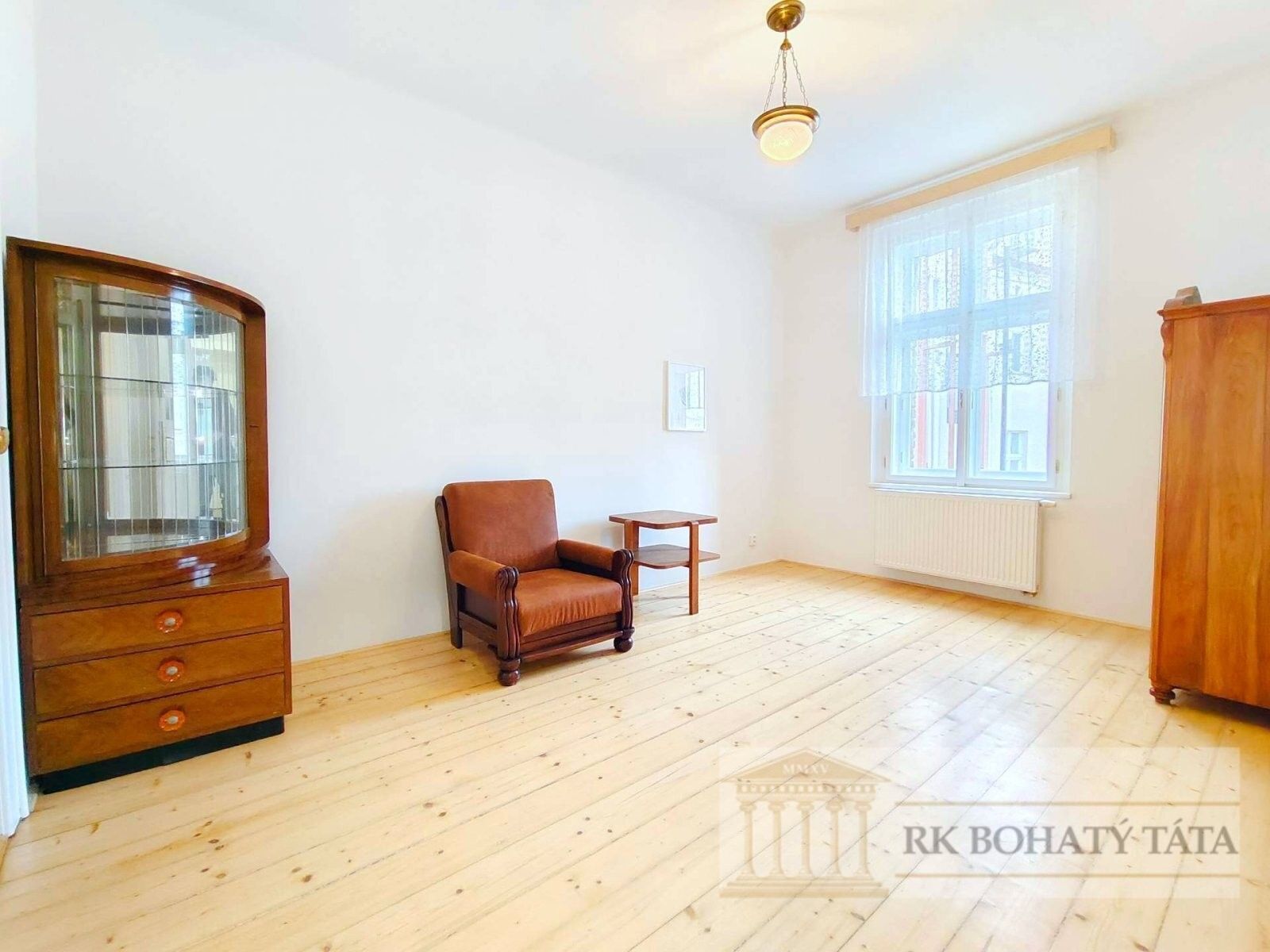 3+1, Koubkova, Praha, 80 m²