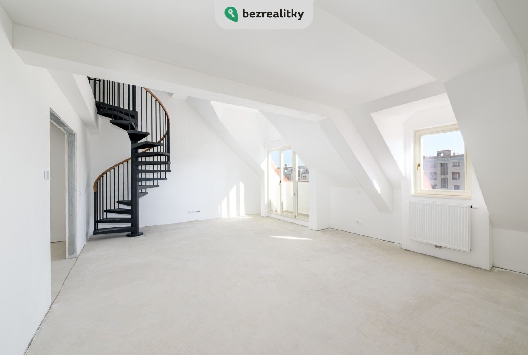 3+kk, Na výšinách, Praha, 85 m²