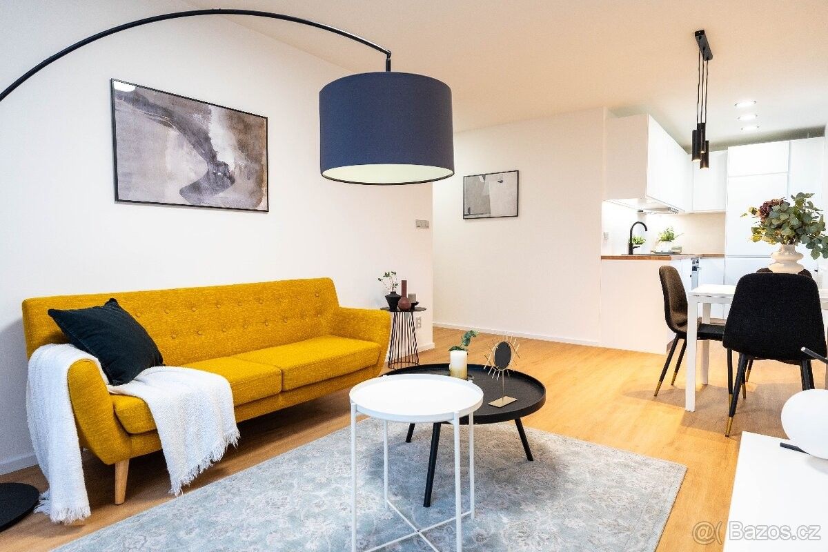 3+kk, Praha, 182 00, 65 m²