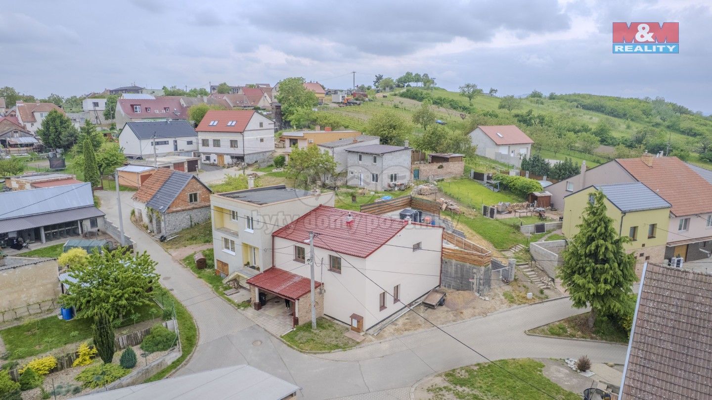 Prodej rodinný dům - Zahradní, Zaječí, 173 m²