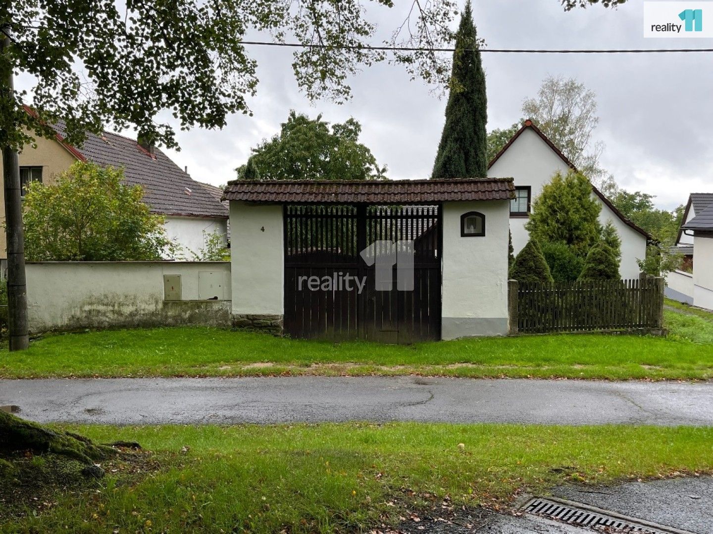 Rodinné domy, Bezděkov, Loket, 412 m²
