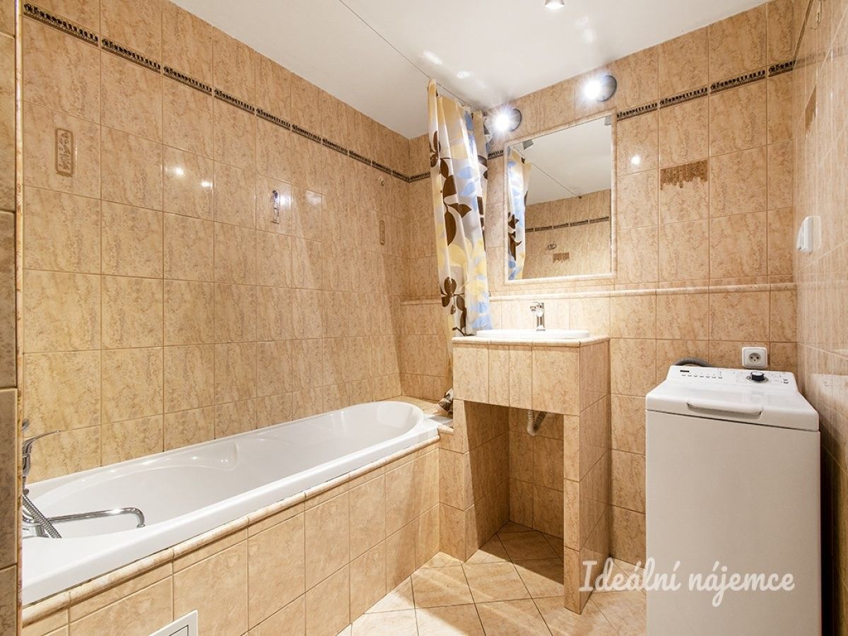 Pronájem byt 3+kk - Rezlerova, Praha, 65 m²
