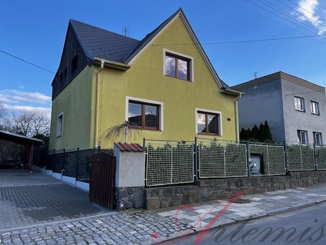Rodinné domy, Mírová, Raduň, 173 m²