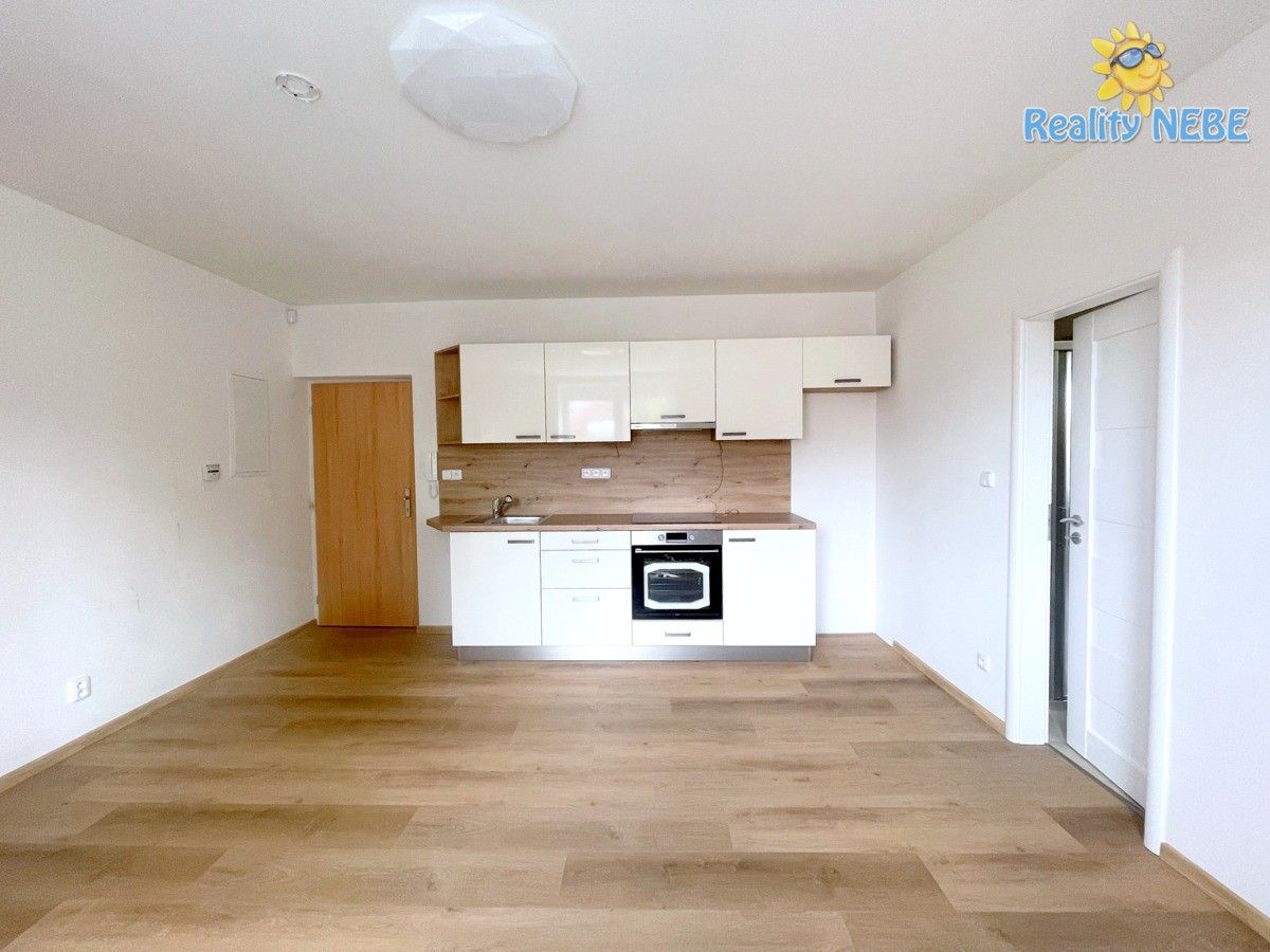 1+kk, Švabinského, Praha, 27 m²
