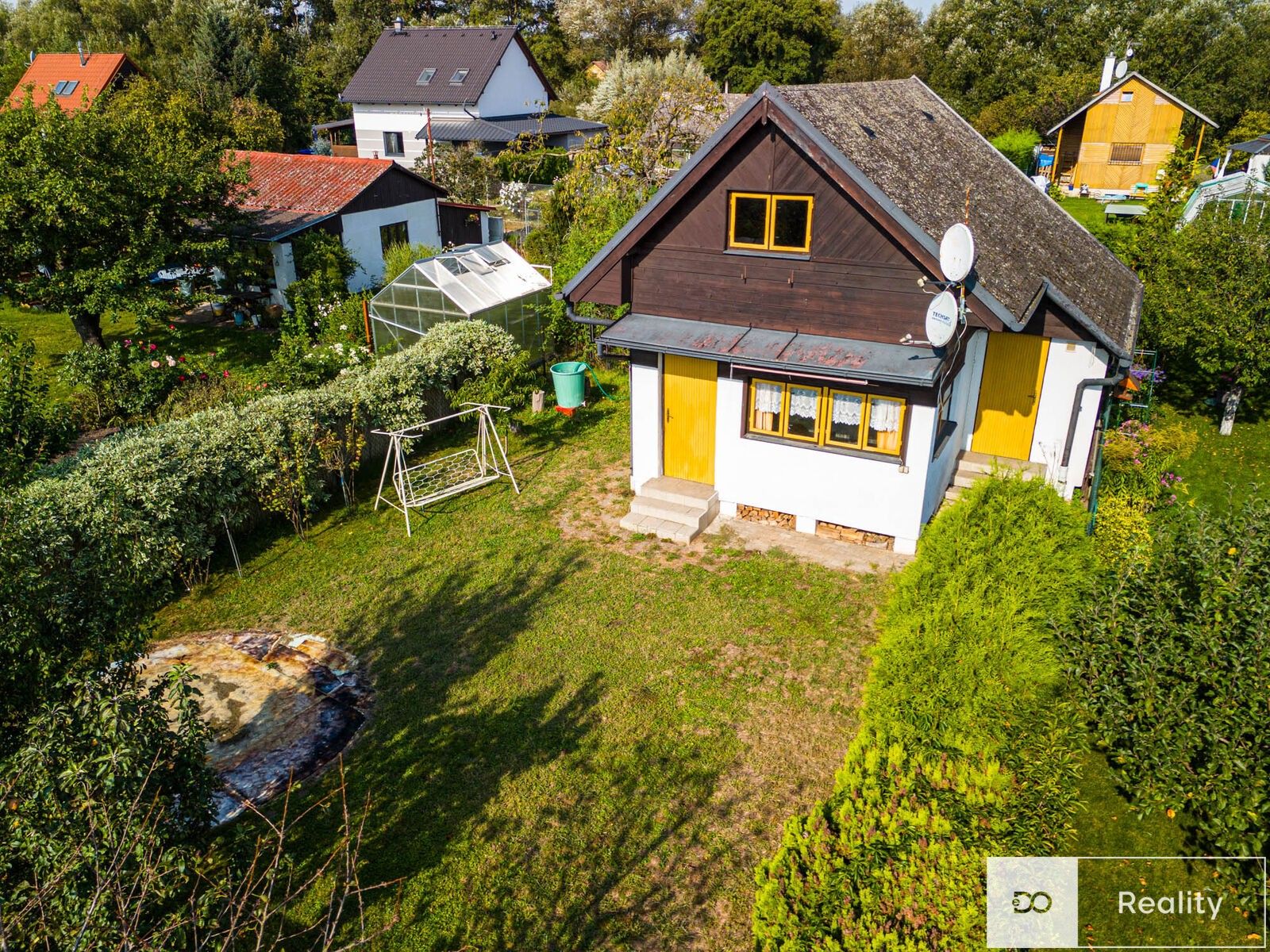 Chaty, Červený Dvůr, Hradec Králové, 75 m²