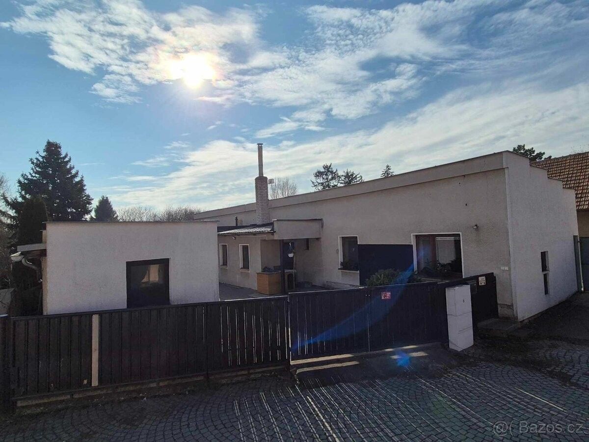 Prodej dům - Městec Králové, 289 03, 548 m²