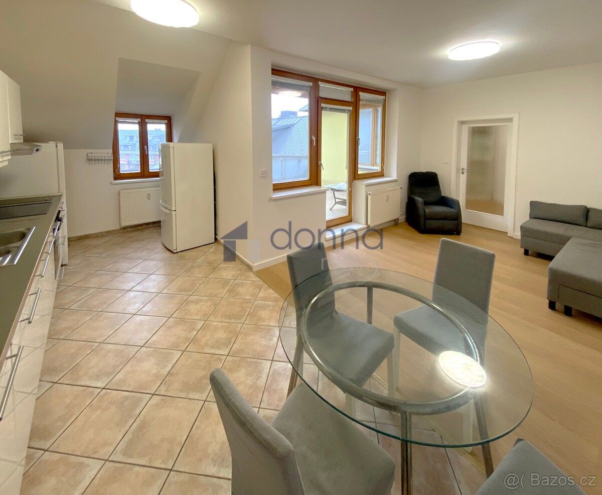 3+kk, Praha, 162 00, 124 m²