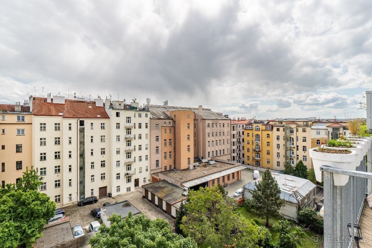 4+kk, Praha, 120 00, 124 m²
