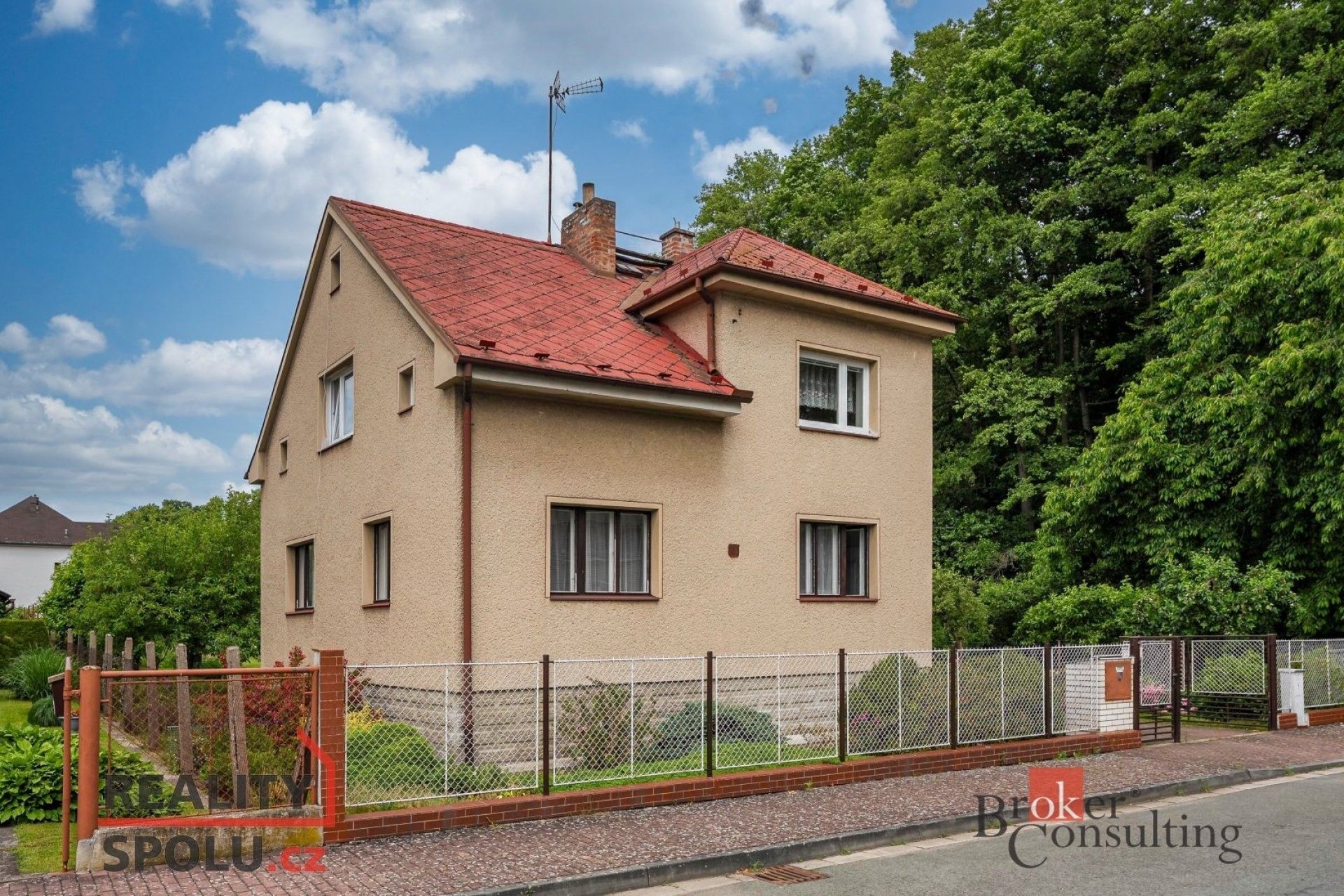 Rodinné domy, Voklik, Týniště nad Orlicí, 241 m²