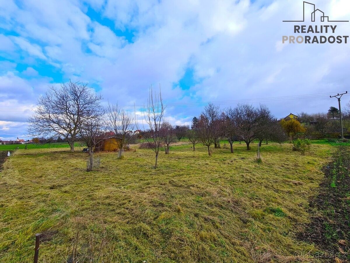 Zahrady, Ivanovice na Hané, 683 23, 1 000 m²