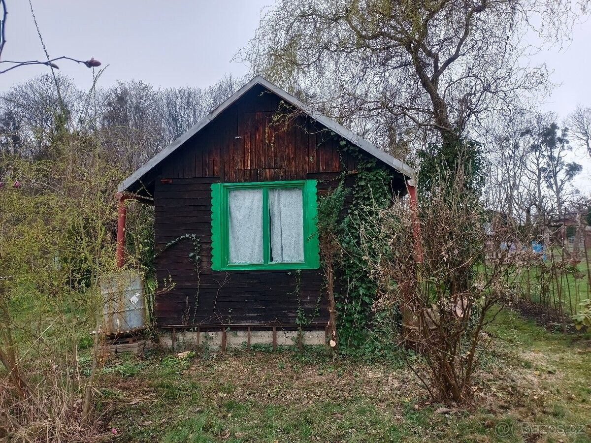 Zahrady, Rožnov pod Radhoštěm, 756 61, 400 m²