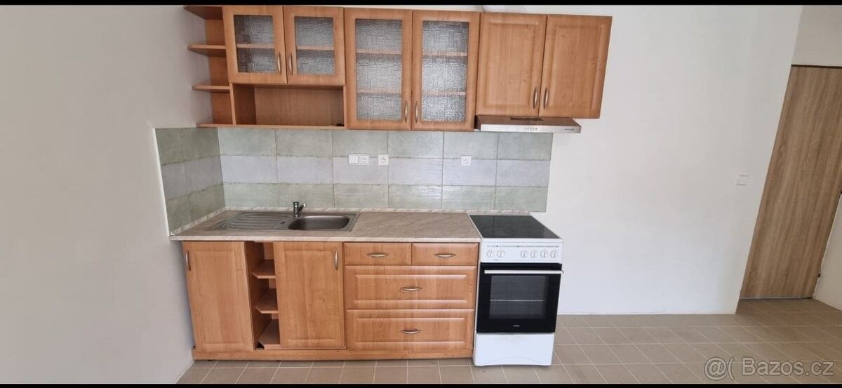 2+kk, Pardubice, 530 03, 70 m²