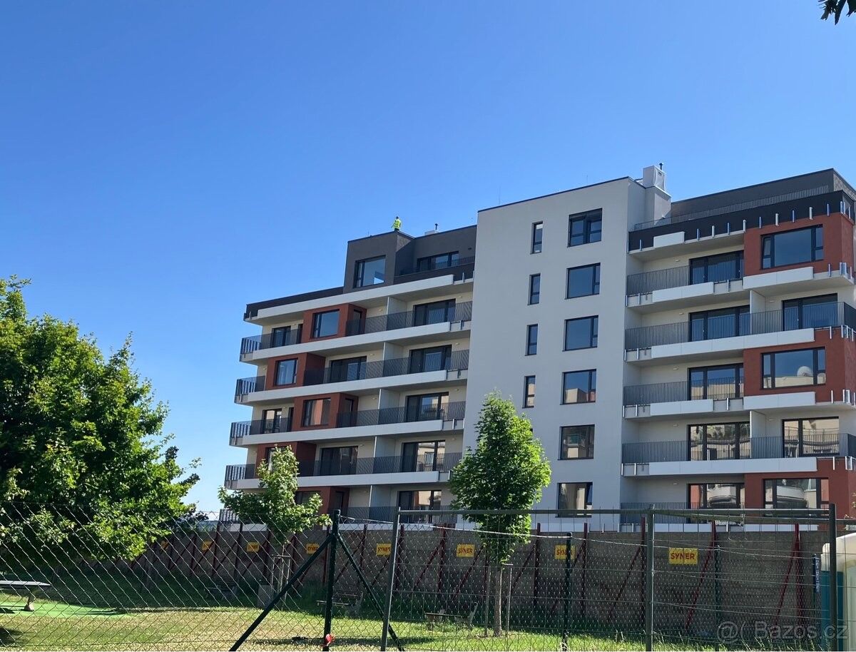 1+kk, Praha, 199 00, 48 m²