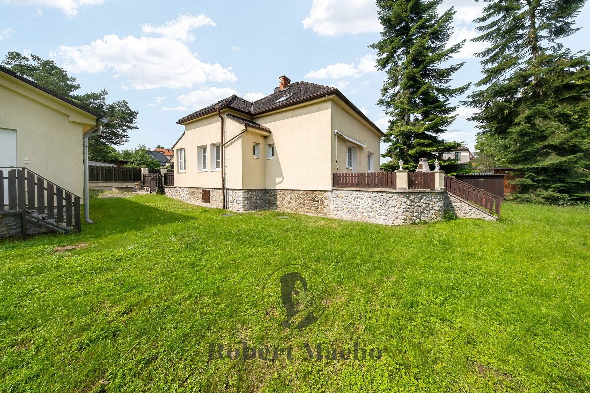 Ostatní, Čisovice, 208 m²