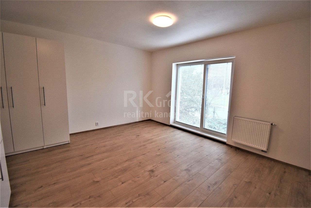 Pronájem byt 1+kk - Klapálkova, Praha, 33 m²