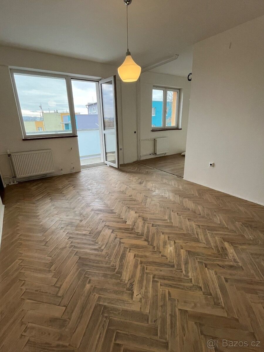 Prodej byt 3+1 - Praha, 140 00, 59 m²