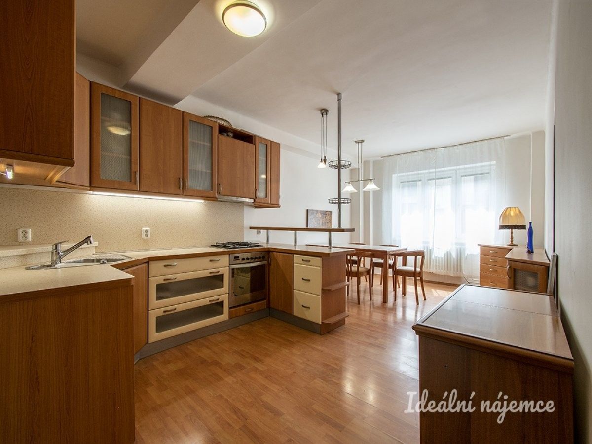 3+kk, Kouřimská, Praha, 78 m²