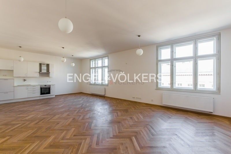 3+kk, Balbínova, Praha, 127 m²