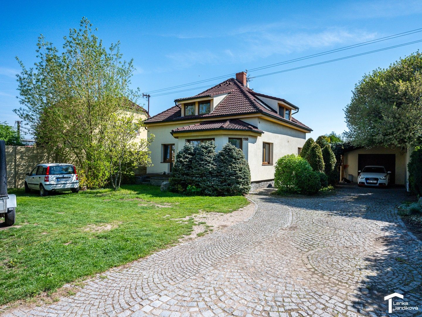 Prodej rodinný dům - Hradecká, Staré Hradiště, 220 m²