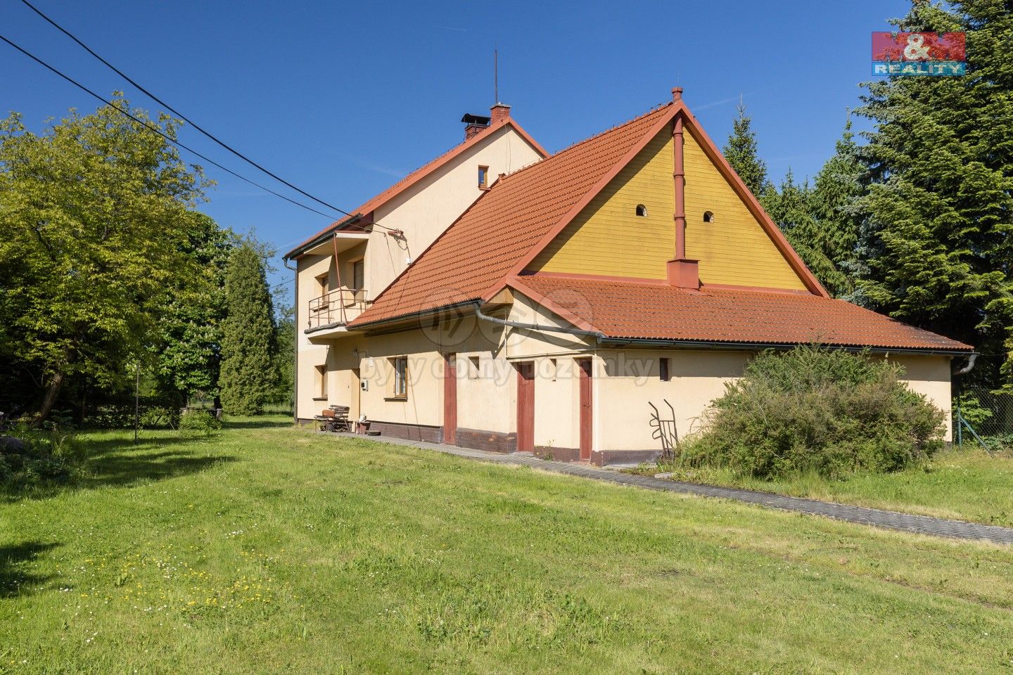 Rodinné domy, Žabeň, 185 m²