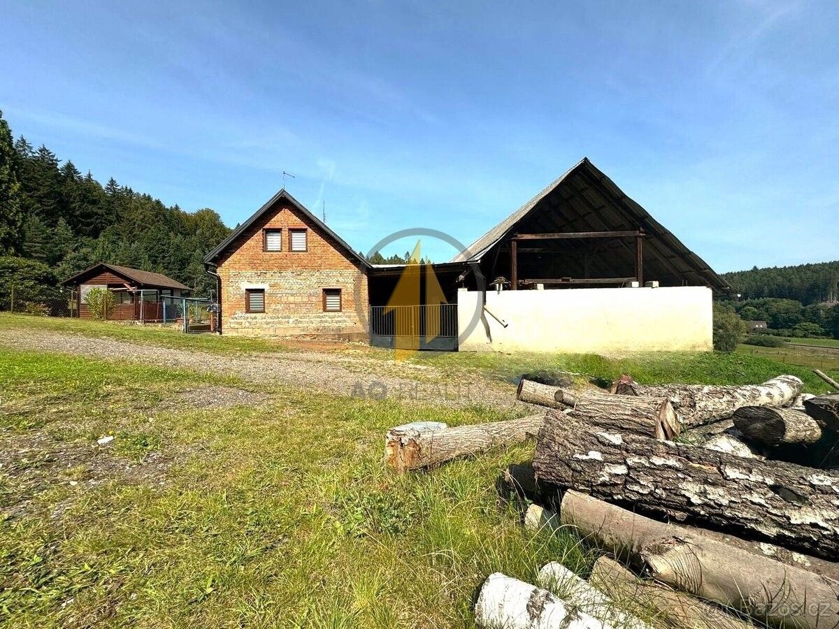 Prodej dům - Mostek, 544 75, 343 m²