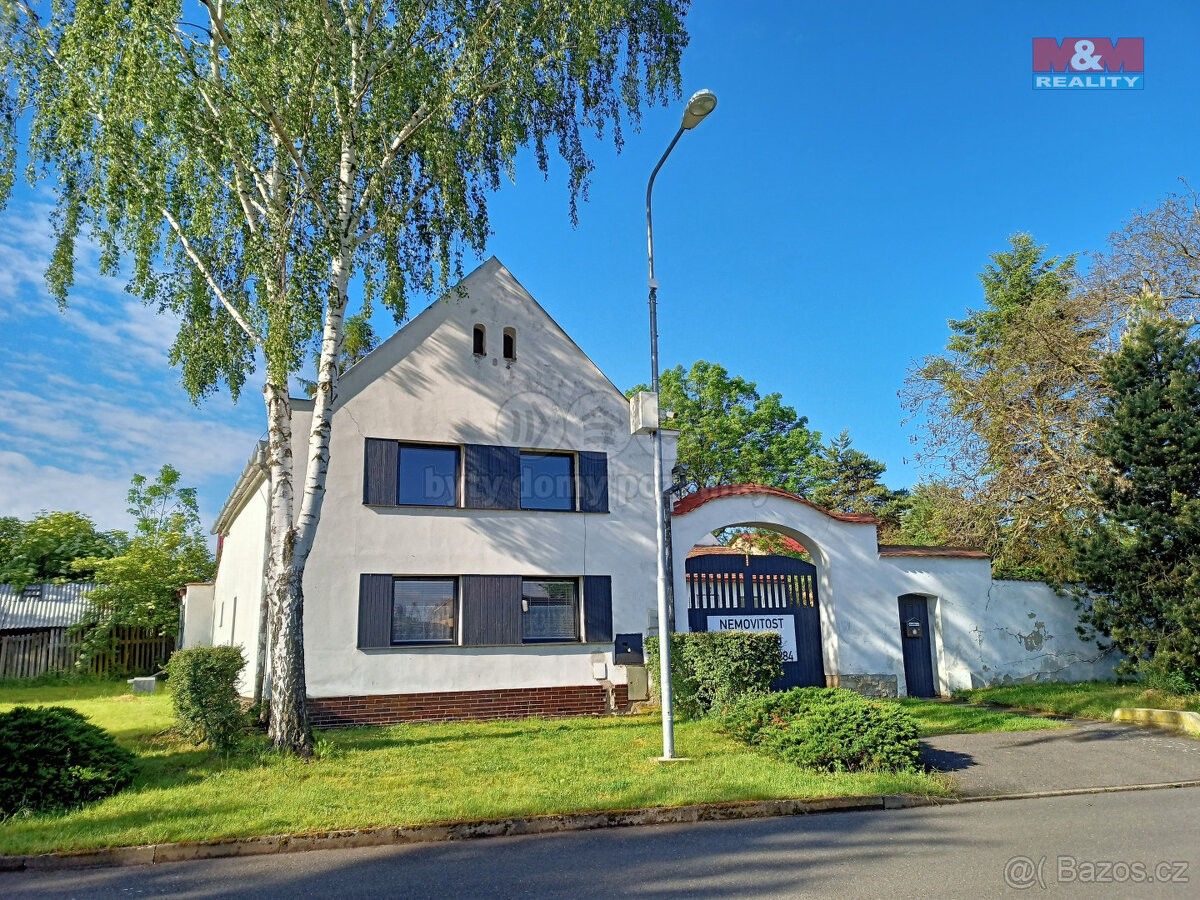 Ostatní, Louny, 440 01, 154 m²