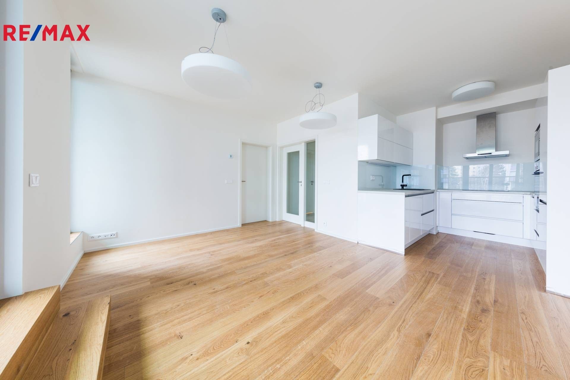 2+kk, Archangelská, Praha, 63 m²
