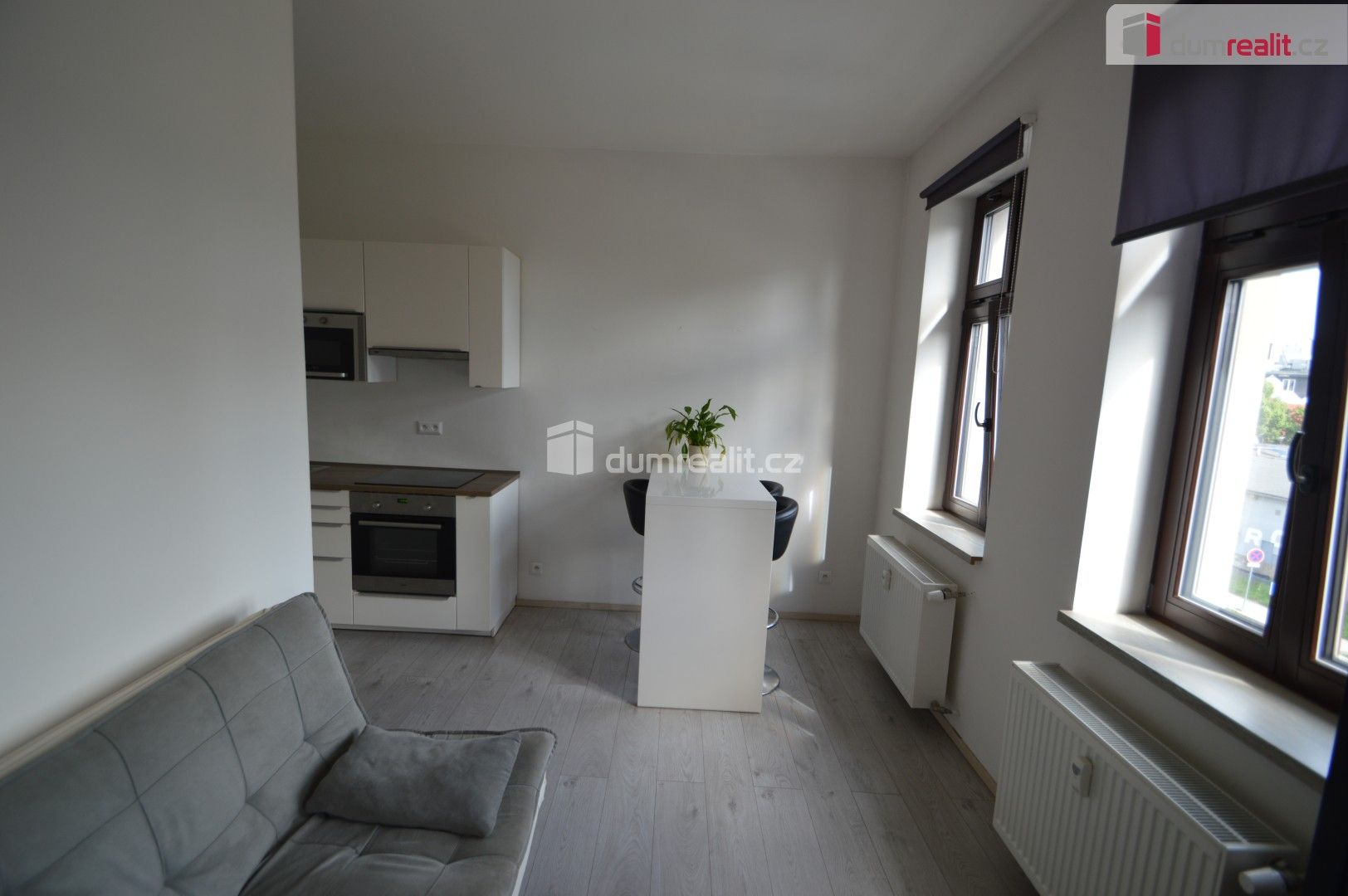 Prodej byt 1+kk - Jankovcova, Praha, 34 m²