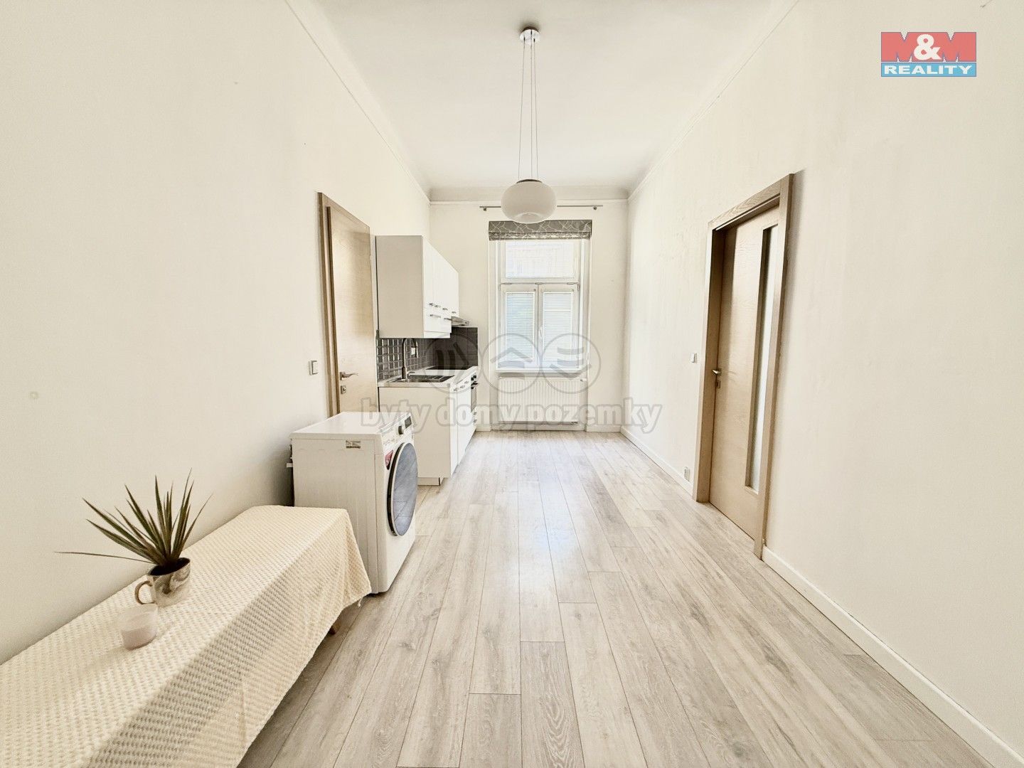 Pronájem byt 2+kk - Navrátilova, Praha, 41 m²
