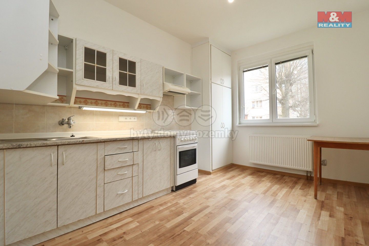 2+1, Vančurova, Ostrov, 65 m²