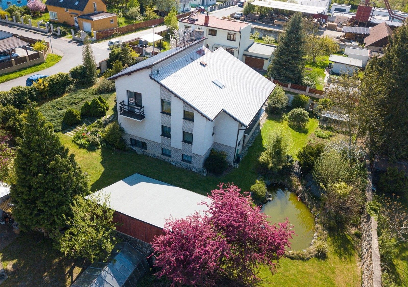 Ostatní, U Pily, Unhošť, 251 m²