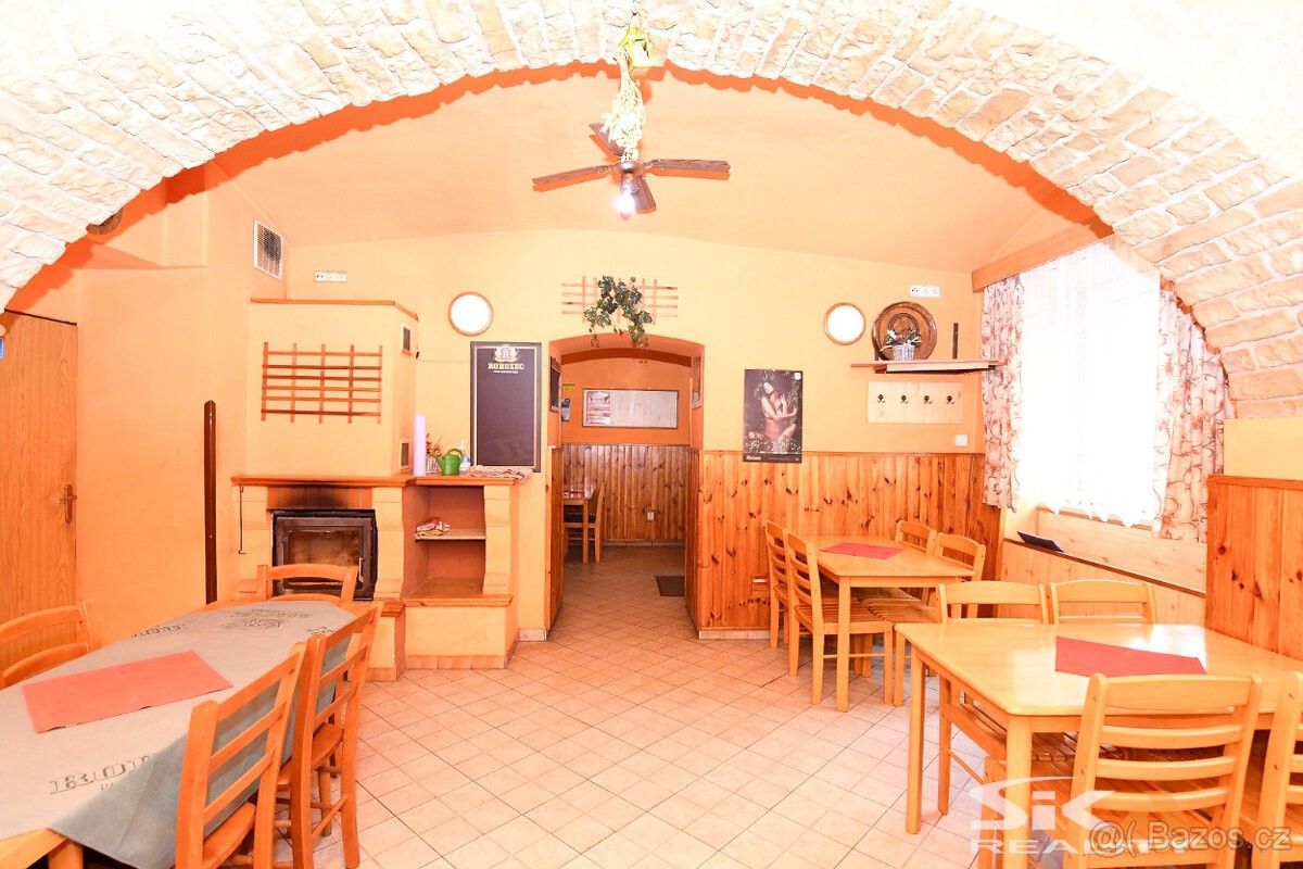 Prodej dům - Postoloprty, 439 42, 412 m²